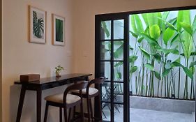 Enjoy And Relax Living Villa Style Residence - Warm And Peaceful